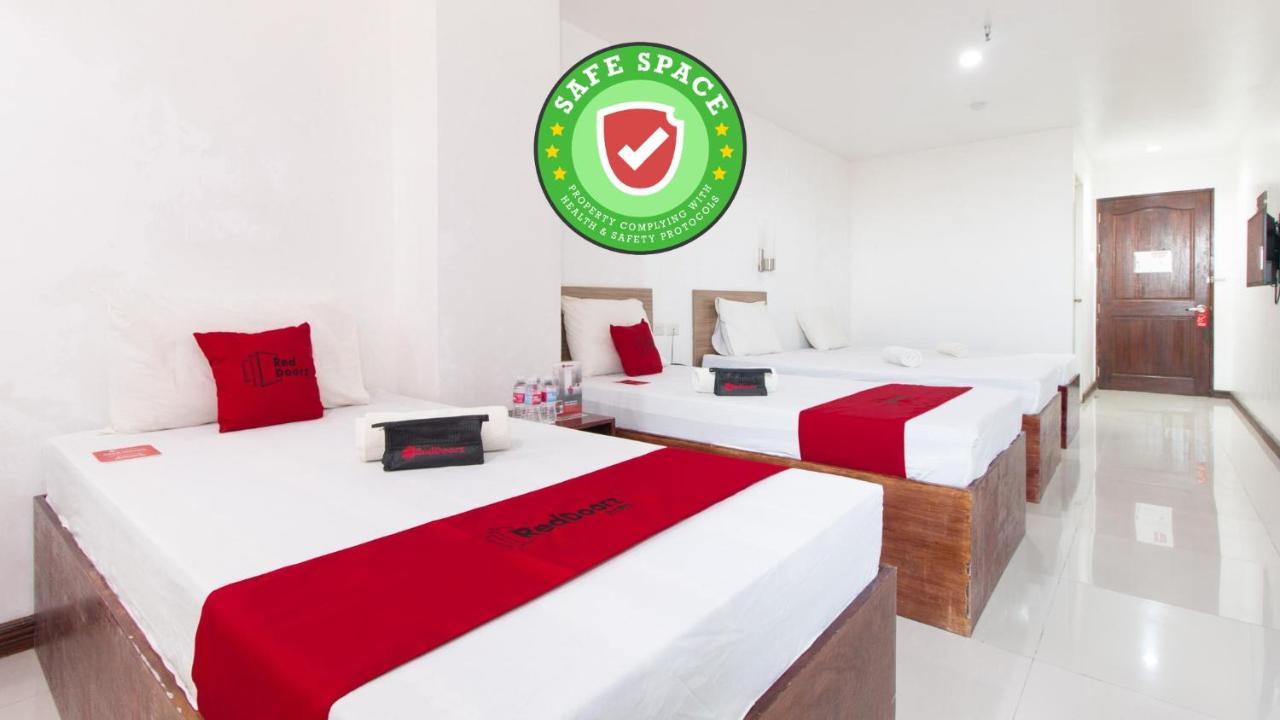 Reddoorz Plus Near Vigan City Commercial Center エクステリア 写真