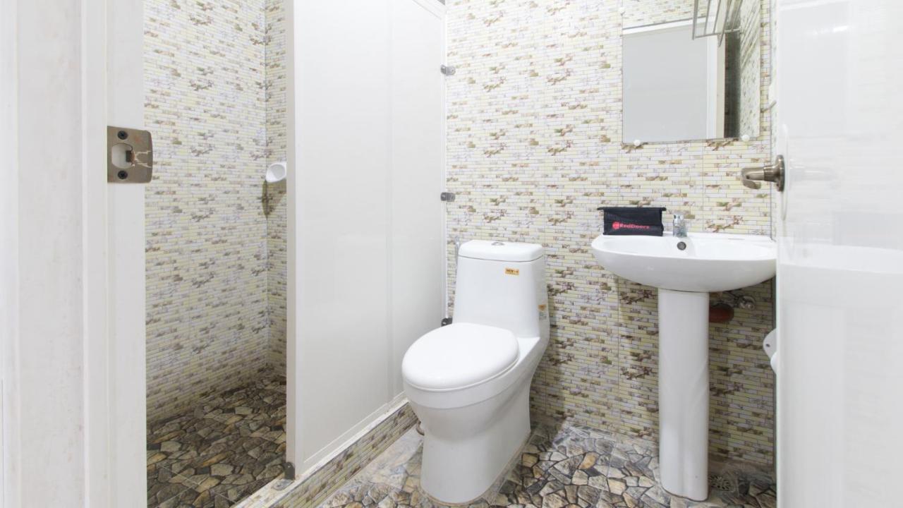 Reddoorz Plus Near Vigan City Commercial Center エクステリア 写真