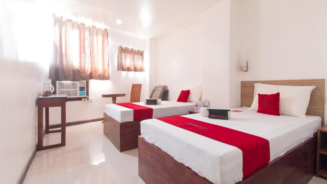 Reddoorz Plus Near Vigan City Commercial Center エクステリア 写真
