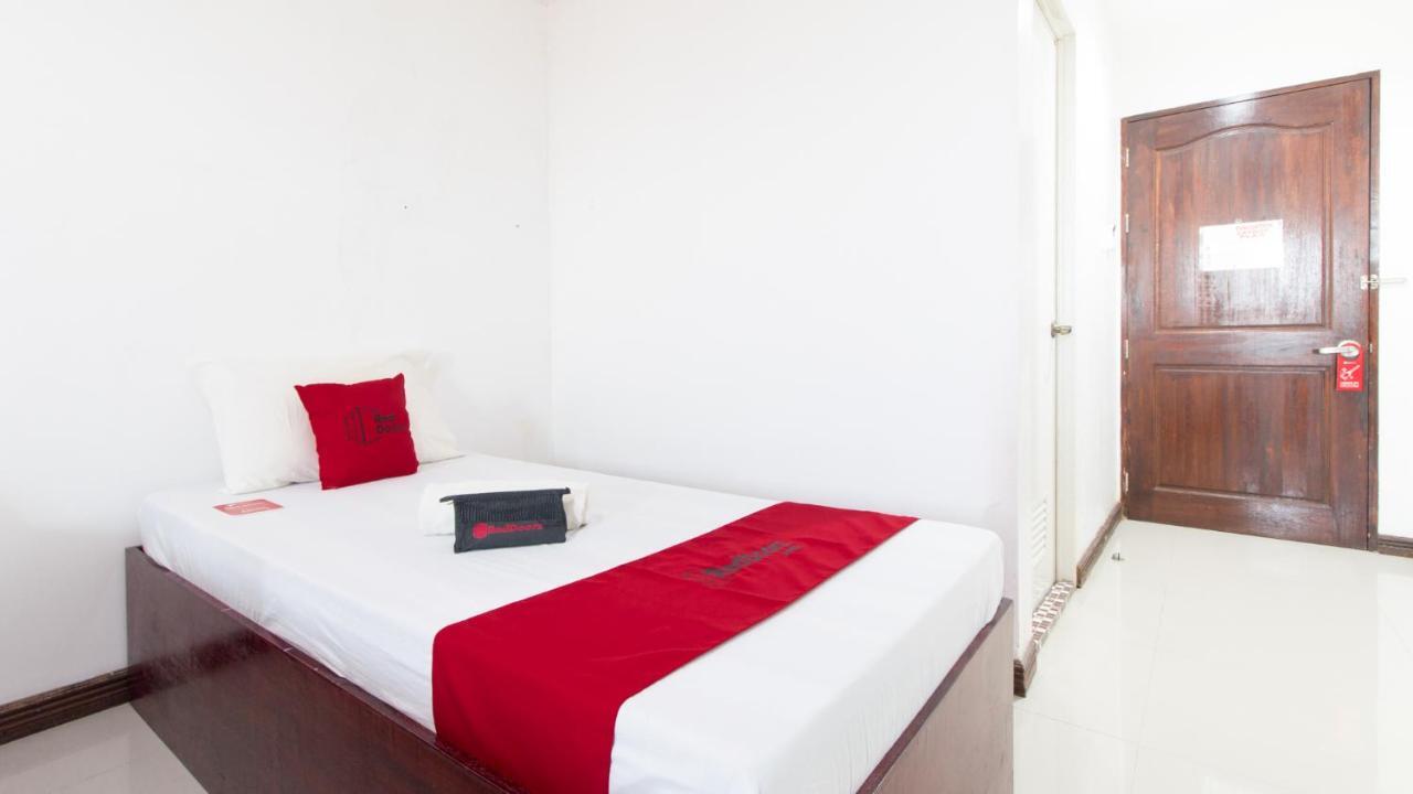 Reddoorz Plus Near Vigan City Commercial Center エクステリア 写真